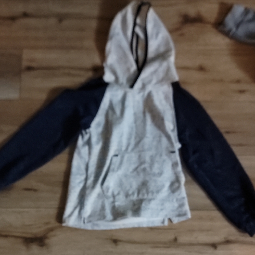Boys Two-Tone Hoodie Size 10 By Wayside